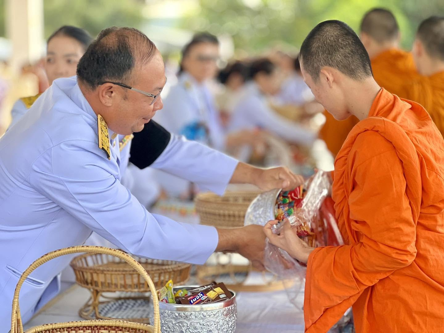 title - ส.ป.ก.ยโสธร ร่วมพิธีสวดพระพุทธมนต์ และทำบุญตักบาตร ถวายพระราชกุศล เนื่องในวันคล้ายวันพระราชสมภพสมเด็จพระนางเจ้าสิริกิติ์ พระบรมราชินีนาถ พระบรมราชชนนีพันปีหลวง และวันแม่แห่งชาติ 12 สิงหาคม 2569
